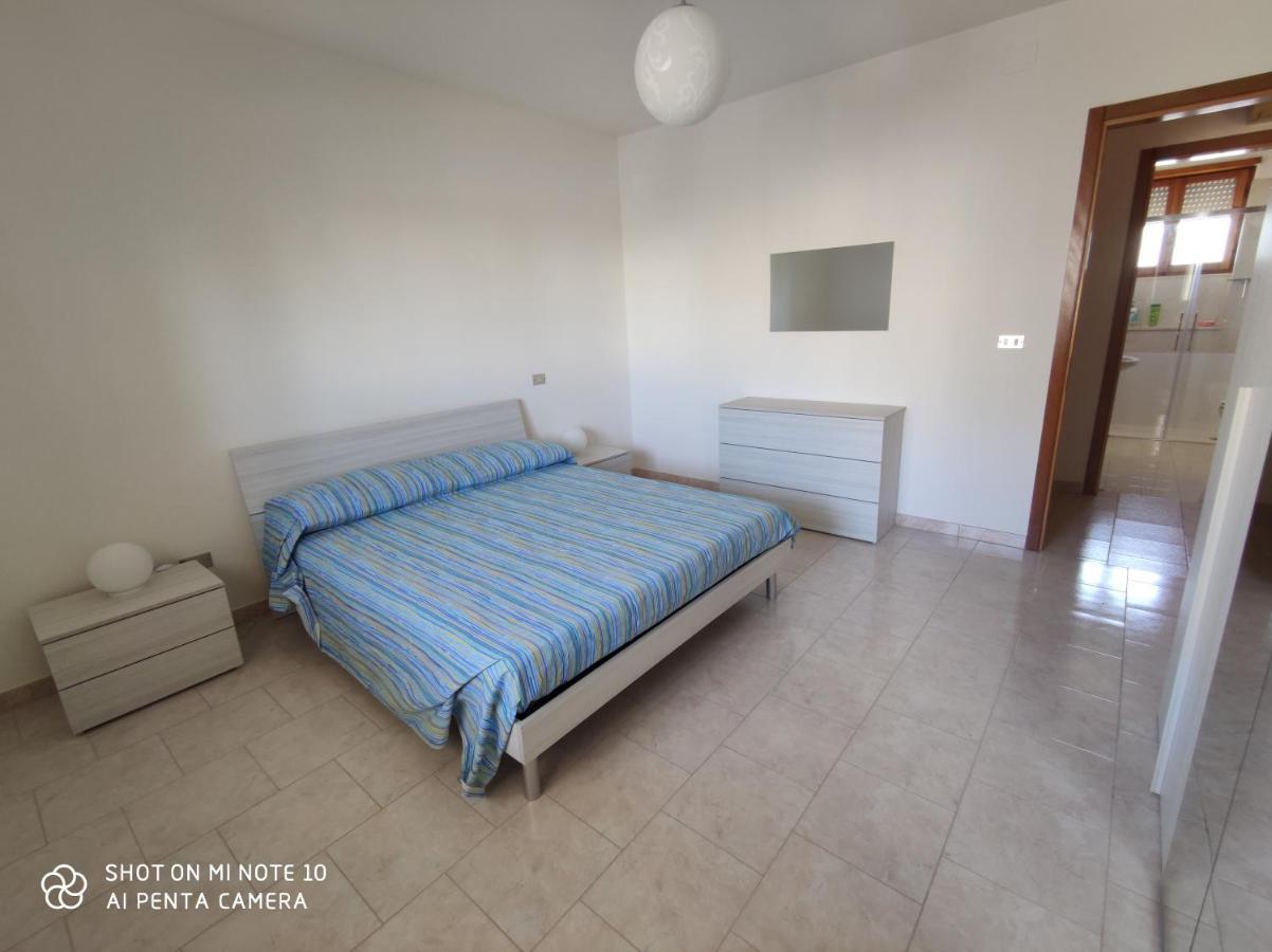 Casa Di Gigi- Comodo Appartamento In ガラティーナ エクステリア 写真