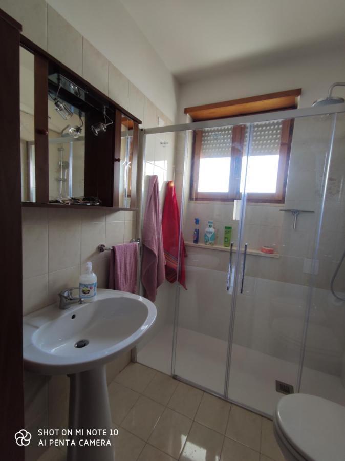 Casa Di Gigi- Comodo Appartamento In ガラティーナ エクステリア 写真