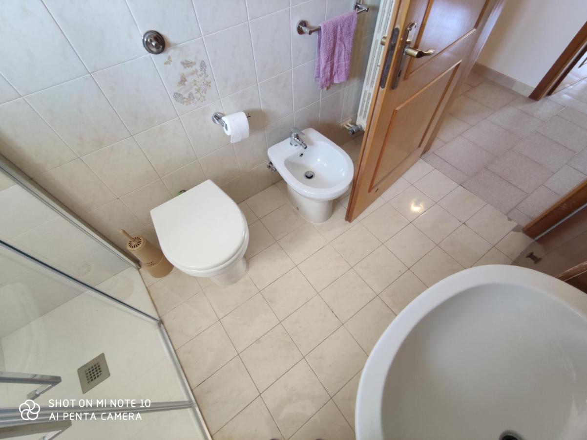 Casa Di Gigi- Comodo Appartamento In ガラティーナ エクステリア 写真