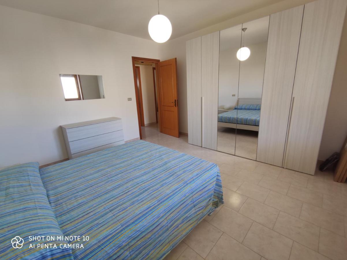 Casa Di Gigi- Comodo Appartamento In ガラティーナ エクステリア 写真